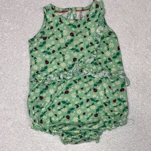 Ruffle Butts ladybug daisy Green Floral One Piece ruffle sunsuit bodysuit 12/18m